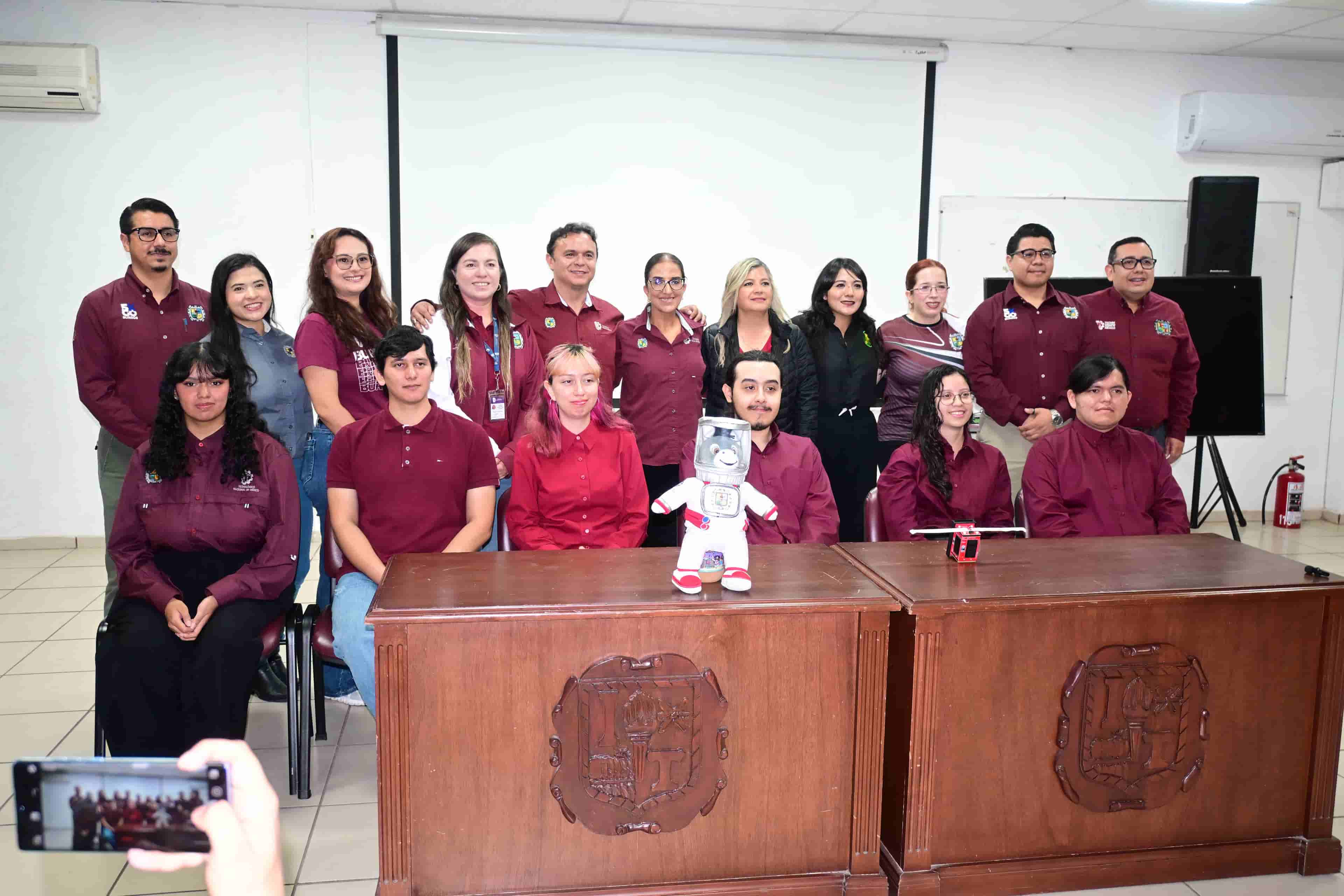 Imagen de artículo TODO LISTO PARA EL LANZAMIENTO DEL BURRO PARDO “PICO SATÉLITE” DEL TECNM-SALTILLO A LA ESTRATÓSFERA