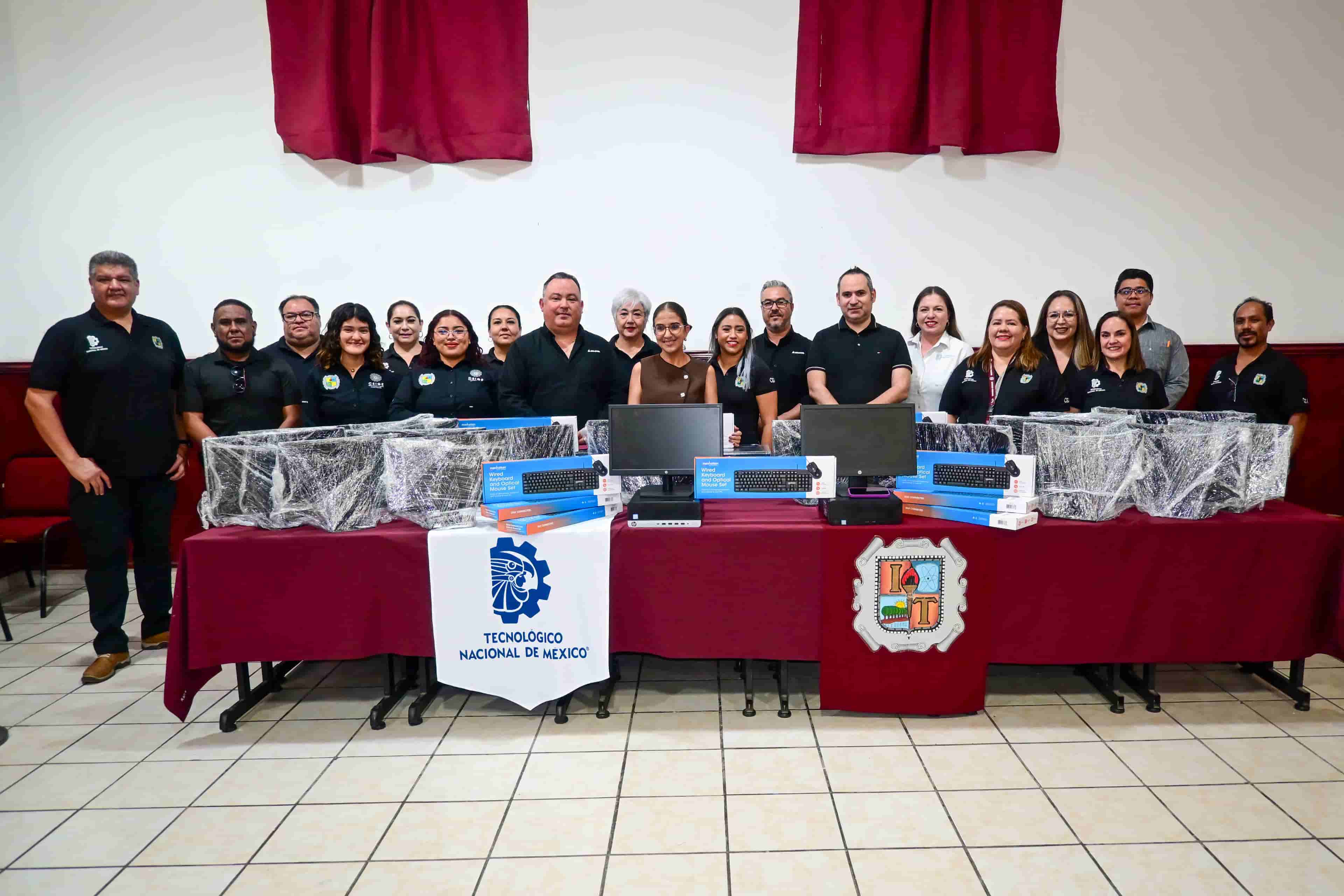 Imagen de artículo DONAN 20 COMPUTADORAS PARA CIENCIAS ECONÓMICO-ADMINISTRATIVAS DEL TECNM-SALTILLO
